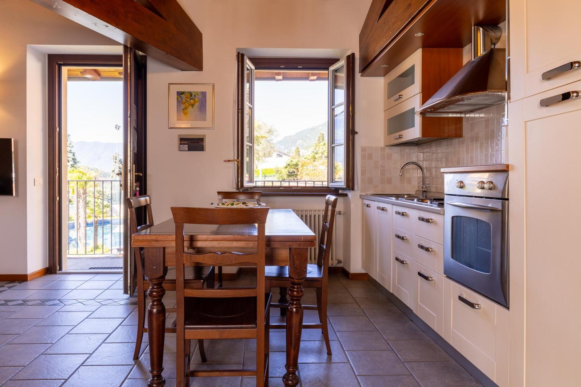 Albergo Villa Edy トレメッツォ エクステリア 写真